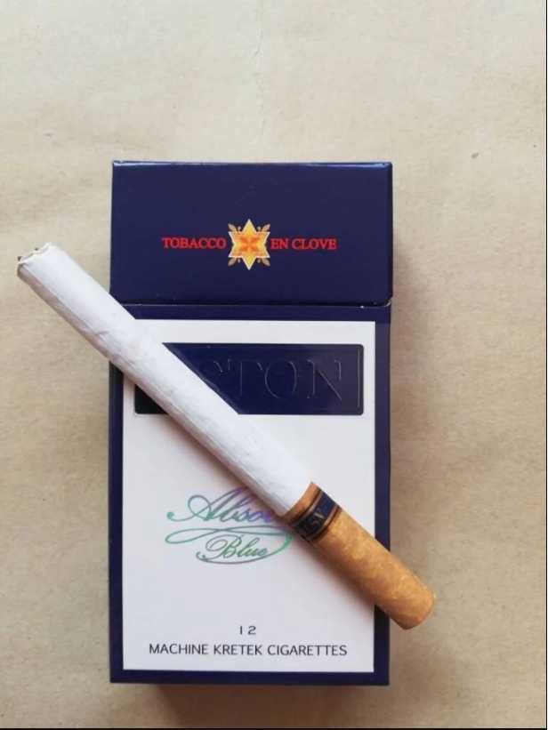 บุหรี่นอก Aston Absolute Blue