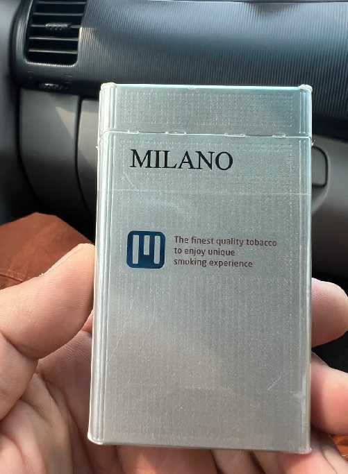 บุหรี่นอก Milano Silver