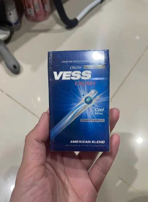 บุหรี่นอก Vess Mint & Ice Crush