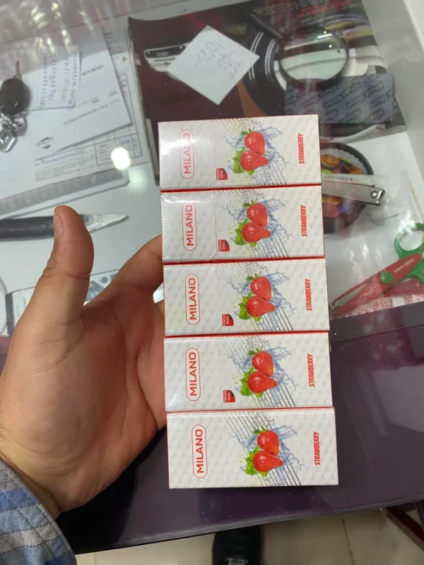 Milano Strawberry รสชาติ