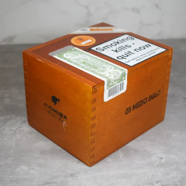 Cohiba Medio Siglo ราคา